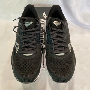 Saucony Omni 19, 8M, NIB